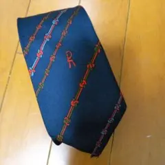 Item thumbnail for item 59fa6c7f-d3c2-434d-9433-687f73d456ec