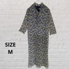 小花柄ロングワンピース　フリル　マルチカラー　レトロ