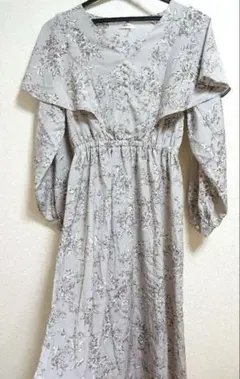 【美品】ワンピース 長袖 花柄 フレア レディース