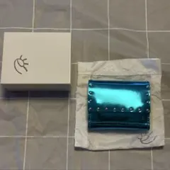 エバゴス‼️ゴールドカラー 二つ折り財布 ゴムバンド留め - メルカリ