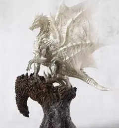 専用　クリエイターズモデル　クシャルダオラ脱皮 カプコンフィギュアビルダー クリエイターズモデル 鋼龍
