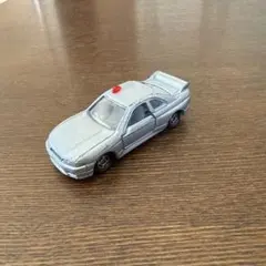 トミカNo.85日産スカイラインGT-R捜査用パトロールカー