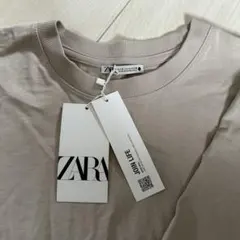 新品タグ付き　ZARA Tシャツ