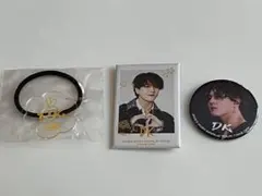 iKON DK 缶バッジ ヘアゴム ステッカー セット販売 - メルカリ