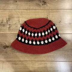 【美品】SHEINクロシェ編み バケットハット レッド ブラック ホワイトのサムネイル