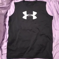 UNDER ARMOR ノースリーブ