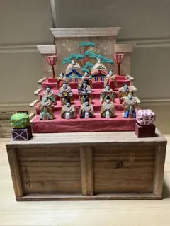 雛人形　奈良一刀彫り（奈良人形）　白鹿園　ビンテージ　5段　コンパクトサイズ 雛人形 奈良一刀彫り（奈良人形） 白鹿園 ビンテージ 5段 コンパクト
