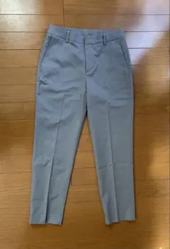 クロップドパンツ