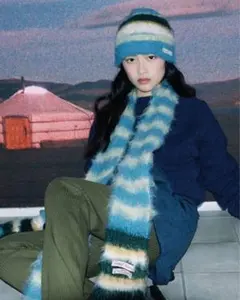 マフラーブルー系