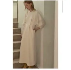 MANOF VOLUME SLEEVE BLOUSE ホワイト 新品未使用 - メルカリ