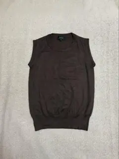 A.P.C. ブラウン ノースリーブ ニットベスト