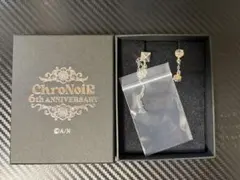 【ChroNoiR 6th ANNIVERSARY】イヤリング ChroNoiR 6th ANNIVERSARY イヤリング - メルカリ
