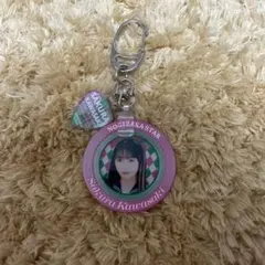 川﨑桜（乃木坂46） 缶バッジ アクリルキーホルダー - メルカリ