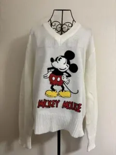 ミッキーマウス　ニット