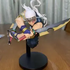 鬼滅の刃　宇髄天元　フィギュア