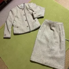 MERRY LIFE チェック柄 スカートスーツセット　11号　ベージュ