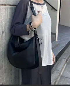 ear PAPILLONNER ブラック スワローマチショルダーバッグ