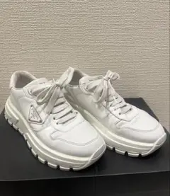 PRADA プラダ スニーカー レディース 極美品♡ セール】プラダ☆ サイドロゴ レディーススニーカー 1E283N