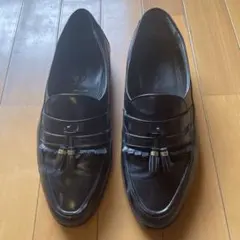 YSL 黒 レザー ローファー タッセル付き　　イヴサンローラン