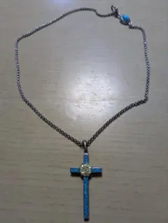 青色エナメル十字架ネックレス