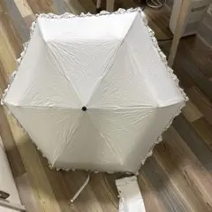 フリル付き 晴雨兼用 折りたたみ傘 ホワイトのサムネイル