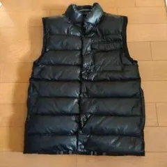 ナイキリバーシブルダウンベスト 黒・チェック柄