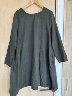 オリーブグリーン ワンピース