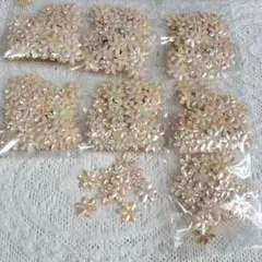 スパンコール、花型、まとめ売り、ハンドメイドパーツ