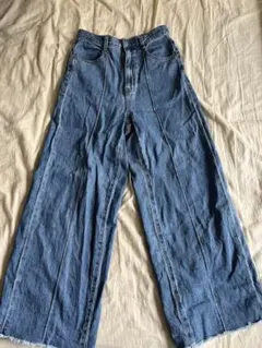 GU ワイドレッグデニムパンツ Sサイズ