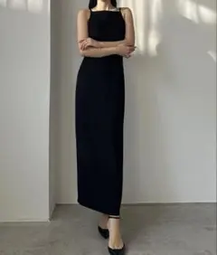 Louere 【取り外し可能パット付き】アメスリストレッチキャミワンピース