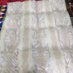 羽毛掛け布団　花柄シングル　ダウン85% 羽毛1.1㌔　四国繊維株式会社販売