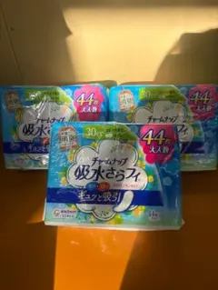 619【チャームナップ】吸水さらフィ 安心の少量用 羽なし 30cc 計132枚のサムネイル