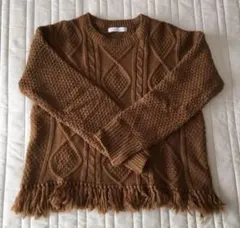 ローリーズファーム 裾フリンジのブラウンのニットセーター　サイズM