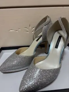 グリッターシルバーハイヒールパンプス