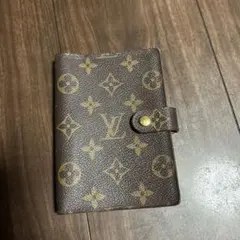 LV 手帳　破れあり。