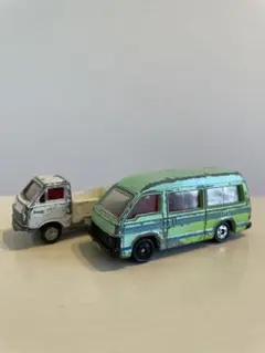 トミカ　【日本製】ハイエースターボ　ハイエーストラック　2台セット　まとめ売り