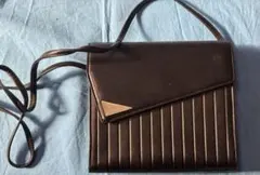 コシノヒロコ　ブラック　ショルダーバッグ