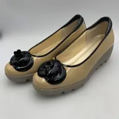 Item thumbnail for item 35af3a5b-ca93-40ae-96fe-a3dc0698d35b