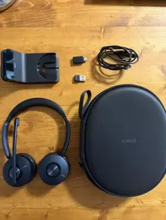 Anker PowerConf H700 ケース、スタンド付 PowerConf H700 Headset - AnkerWork