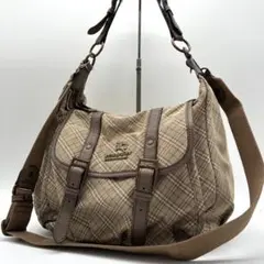 美品 希少 バーバリーブルーレーベル　ショルダーバッグ　ノバチェック　ロゴ金具