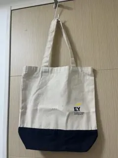 ロゴトートバッグ