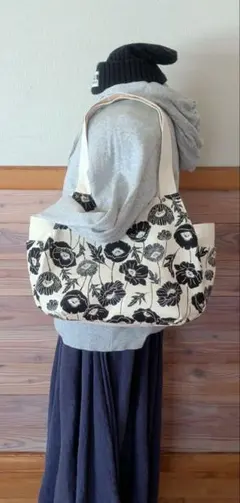 チューリップバッグ　北欧風ポピー柄　 キナリ