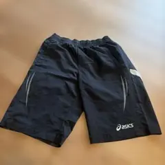 アシックス　半ズボン　短パン　ブラック系　スポーツ　ジャージ