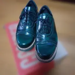 Item thumbnail for item b265eeb8-acf7-4f6f-a259-250a9bdc2015