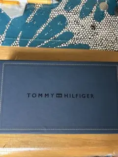 TOMMY HILFIGER レザー長財布 ブラック