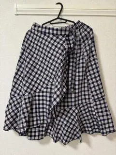 チェック柄フリルスカート