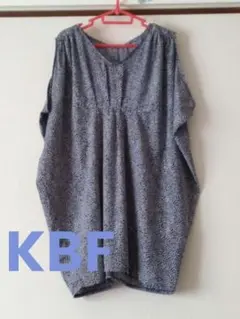 本日限定値下げ　KBF　チュニックのサムネイル