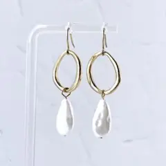 Item thumbnail for item 9b984f08-0cb5-41bb-b312-8ad35e7920c7