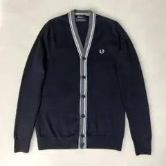 FRED PERRY Vネックカーディガン　メリノウール100% 濃紺