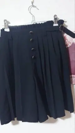 axes femme プリーツ キュロット